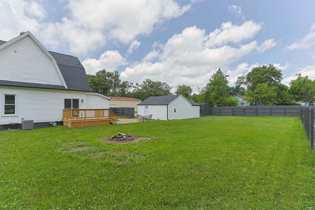 22761 Ardmore Trail, South Bend, IN 46628