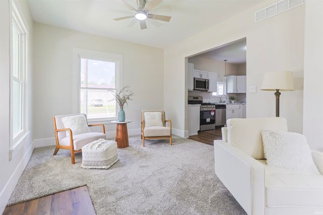 22761 Ardmore Trail, South Bend, IN 46628