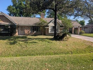 1230 Del Norte Street, Houston, TX 77018