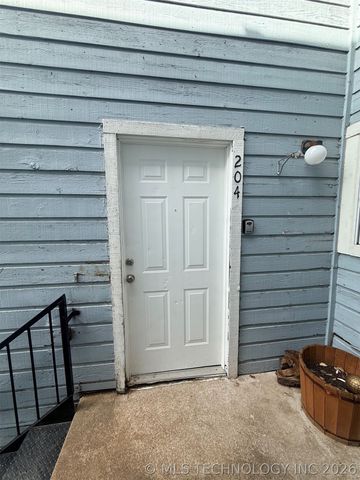 1802 E 66th Place F204, Tulsa, OK 74136