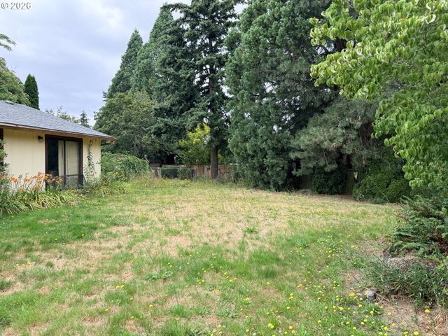 2412 Sw INDIAN MARY Ct, Troutdale, OR 97060