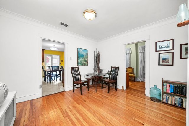 1303 W Chicago Avenue, Chicago, IL 60642