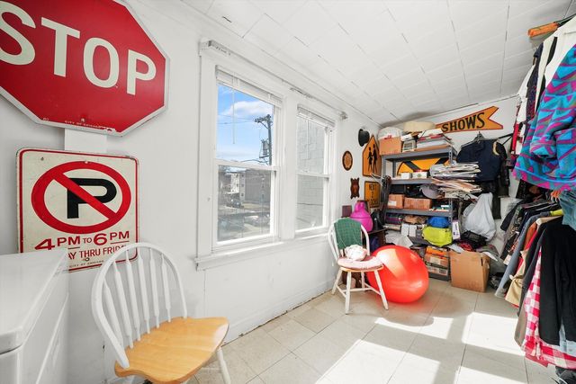 1303 W Chicago Avenue, Chicago, IL 60642