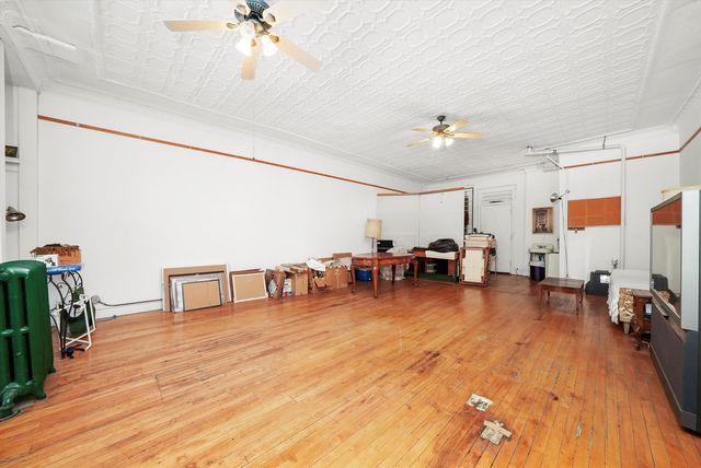 1303 W Chicago Avenue, Chicago, IL 60642