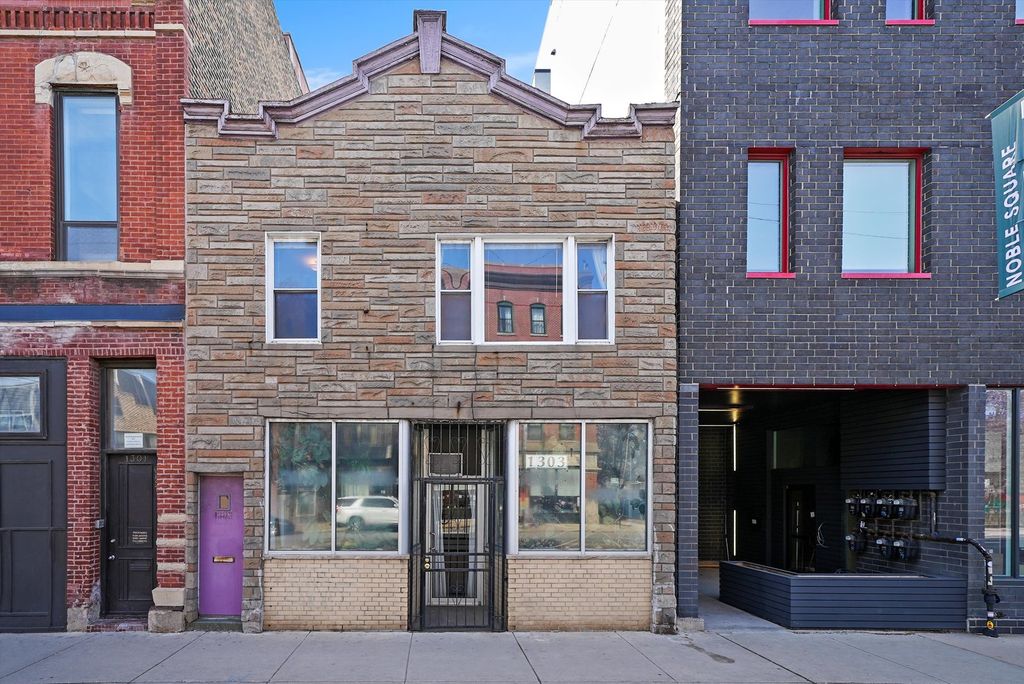 1303 W Chicago Avenue, Chicago, IL 60642