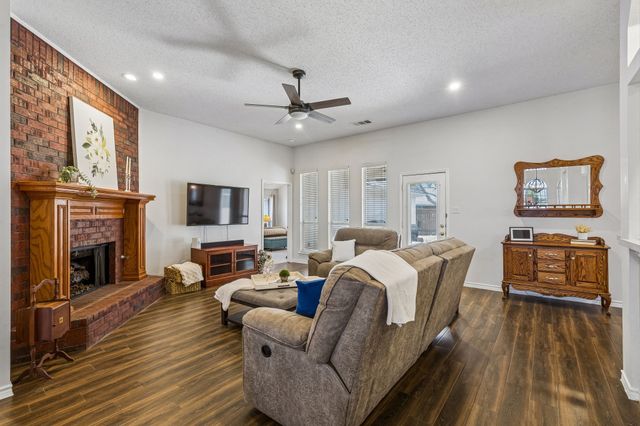 748 Summerfield Drive, Allen, TX 75002