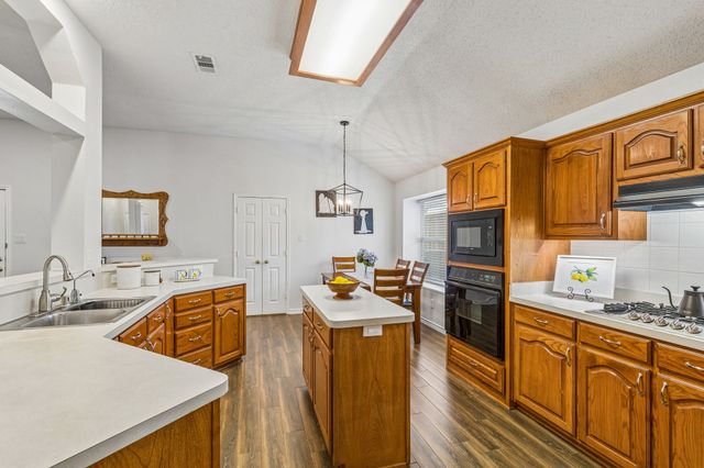 748 Summerfield Drive, Allen, TX 75002