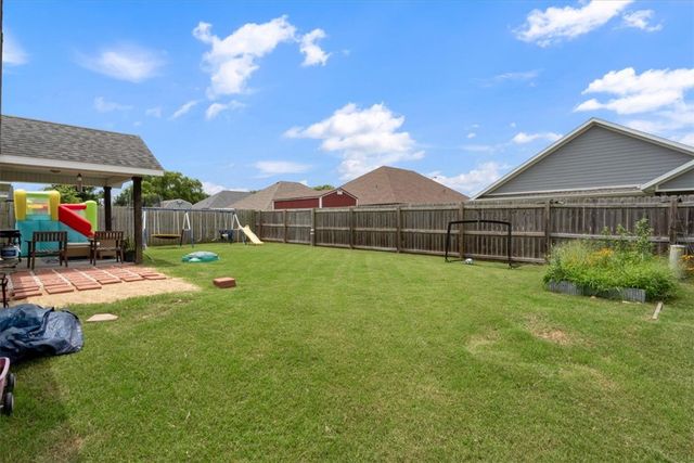 1138 Canyon Gate Drive, Siloam Springs, AR 72761