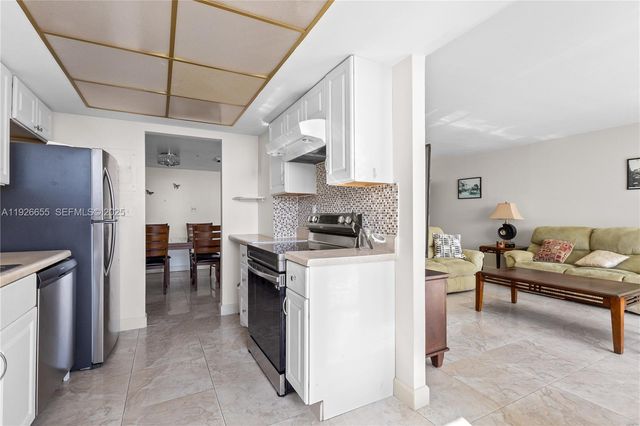 18011 Biscayne Boulevard 1501, Aventura, FL 33160