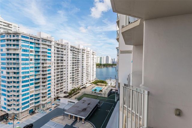 18011 Biscayne Boulevard 1501, Aventura, FL 33160