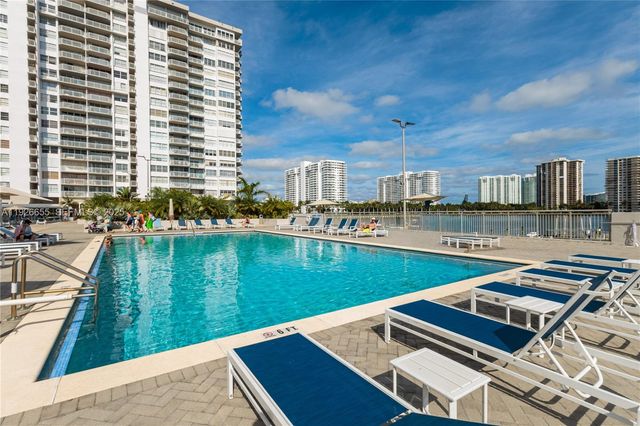 18011 Biscayne Boulevard 1501, Aventura, FL 33160