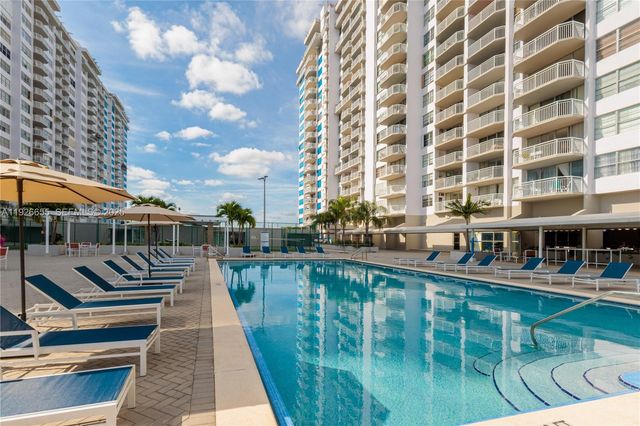 18011 Biscayne Boulevard 1501, Aventura, FL 33160