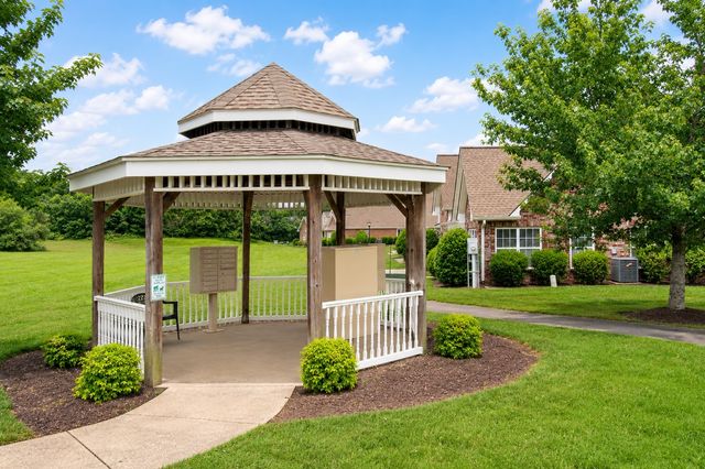 103 Shore Dr, White House, TN 37188