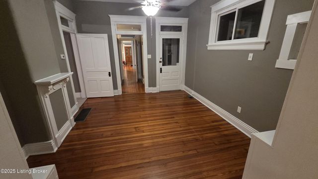 1050 E Calwell St, Louisville, KY 40204