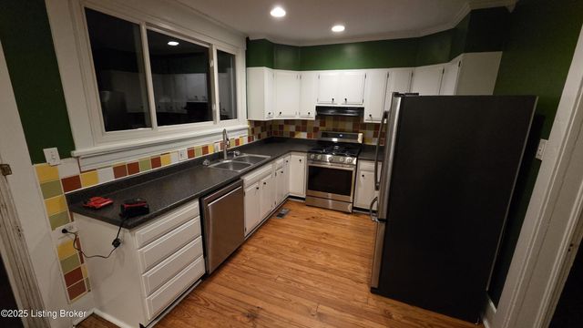 1050 E Calwell St, Louisville, KY 40204