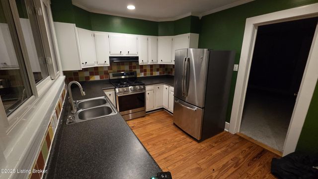 1050 E Calwell St, Louisville, KY 40204