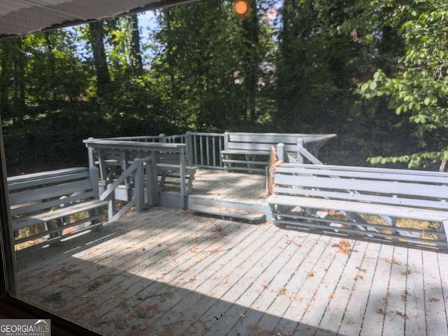 820 Vintonwoods Drive, Forest Park, GA 30297