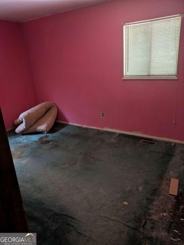 820 Vintonwoods Drive, Forest Park, GA 30297