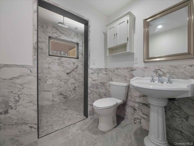 61 Rolling Ridge Road, New City, NY 10956