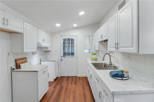 126 N Cota, Corona, CA 92882