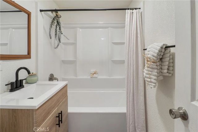 126 N Cota, Corona, CA 92882