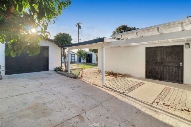 126 N Cota, Corona, CA 92882