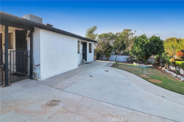 126 N Cota, Corona, CA 92882