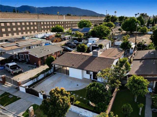 126 N Cota, Corona, CA 92882