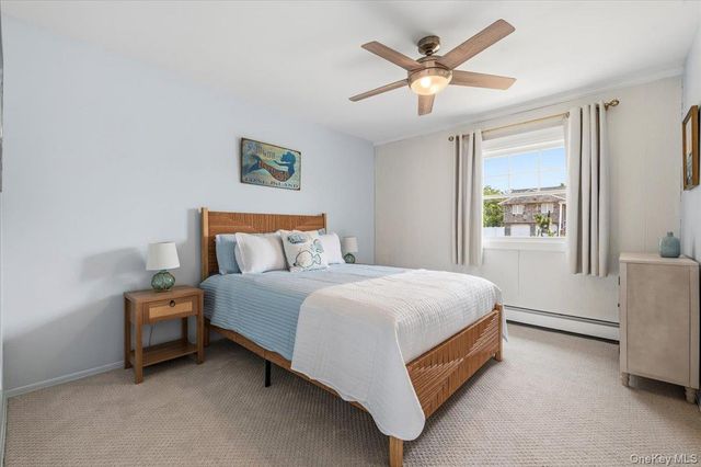 31 Shore Drive W, Copiague, NY 11726