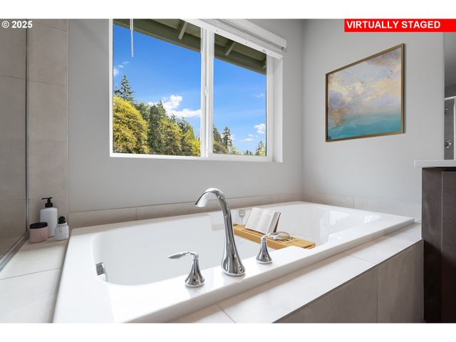 16811 Ne 38th Ave, Vancouver, WA 98686