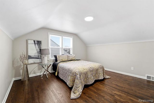 29191 Barton Street, Garden City, MI 48135