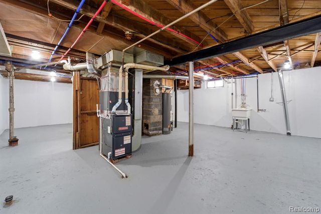 29191 Barton Street, Garden City, MI 48135