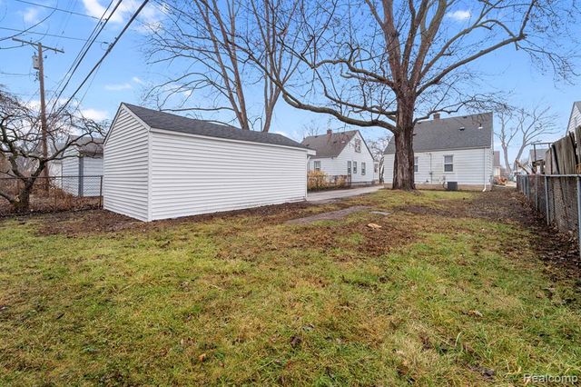 29191 Barton Street, Garden City, MI 48135