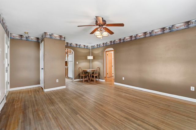 1515 1st St SE, Minot, ND 58701
