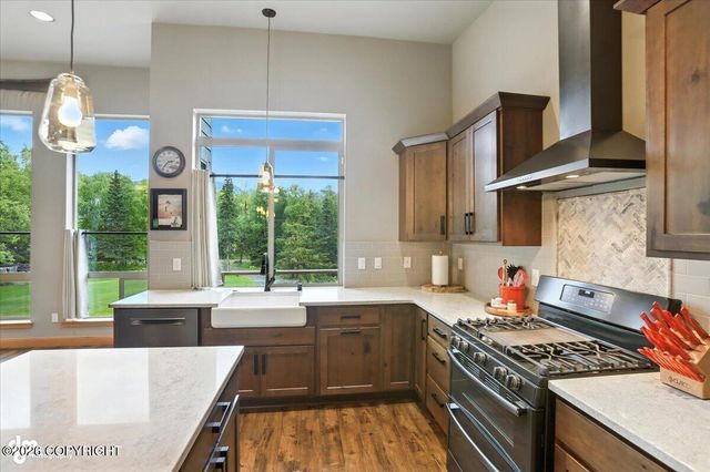 14310 Pickett Street, Anchorage, AK 99516