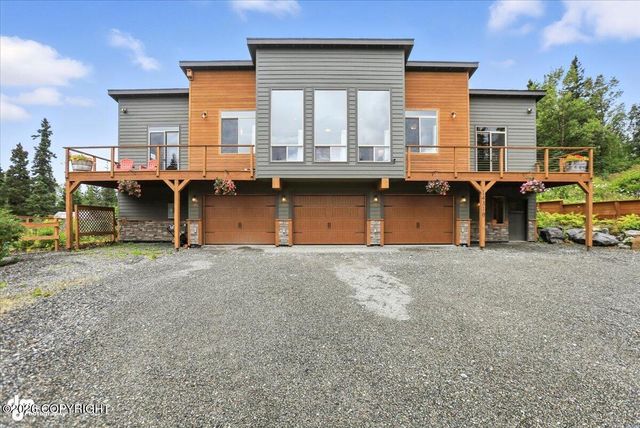 14310 Pickett Street, Anchorage, AK 99516