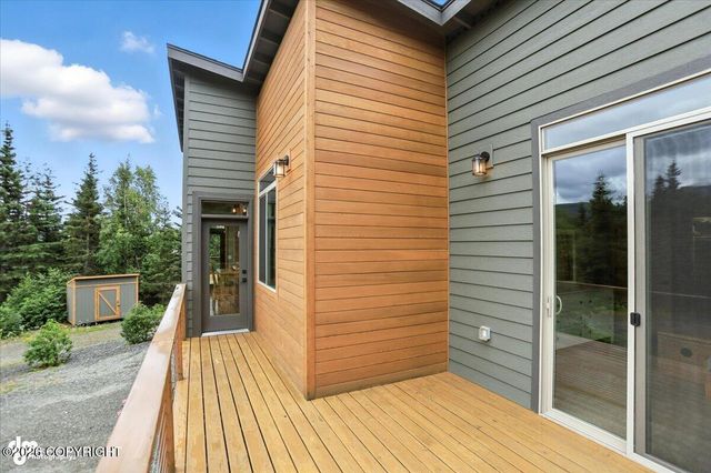 14310 Pickett Street, Anchorage, AK 99516