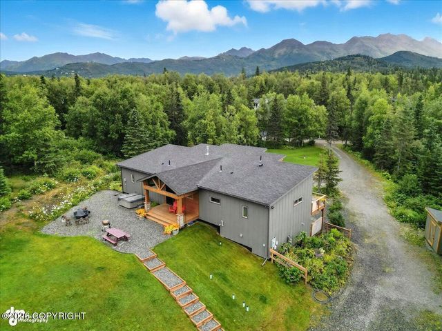 14310 Pickett Street, Anchorage, AK 99516