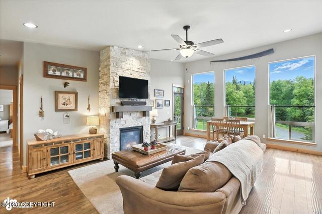 14310 Pickett Street, Anchorage, AK 99516