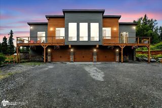 14310 Pickett Street, Anchorage, AK 99516