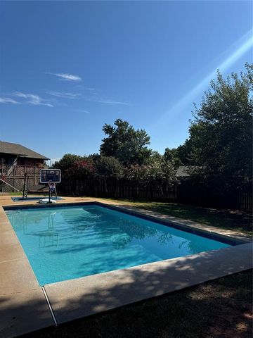 1221 Mockingbird Lane, Guthrie, OK 73044