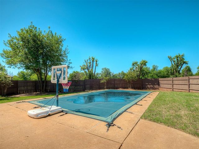1221 Mockingbird Lane, Guthrie, OK 73044