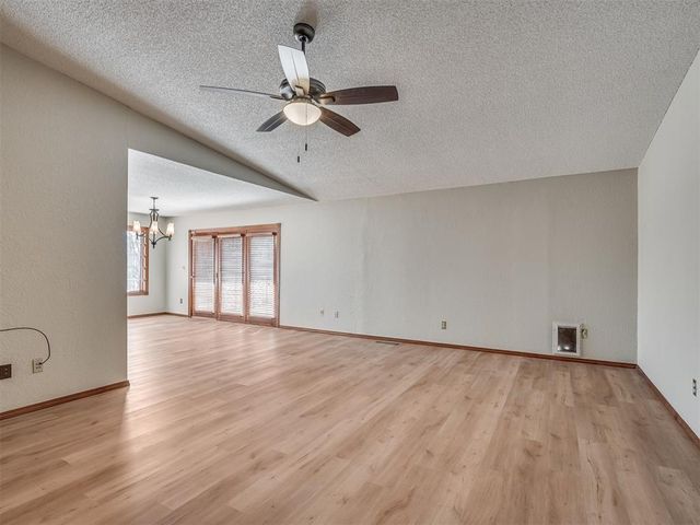 1221 Mockingbird Lane, Guthrie, OK 73044