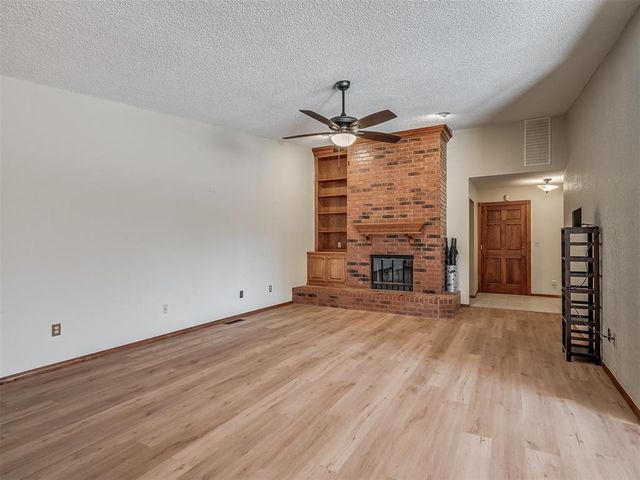 1221 Mockingbird Lane, Guthrie, OK 73044