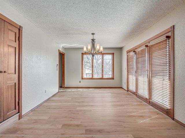 1221 Mockingbird Lane, Guthrie, OK 73044