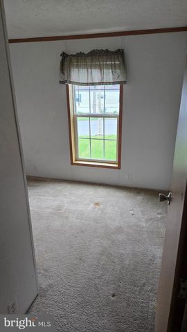 5 SUNRISE DR, Hershey, PA 17033