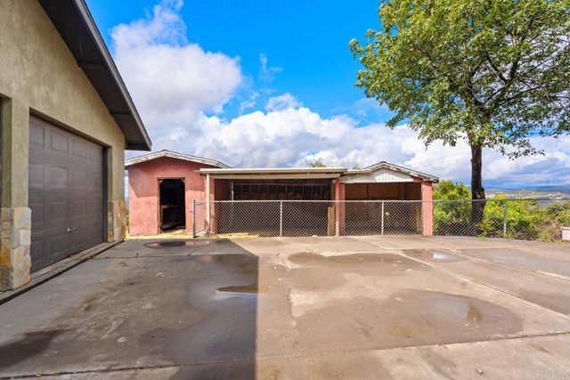 3860 Carveacre Road, Alpine, CA 91901