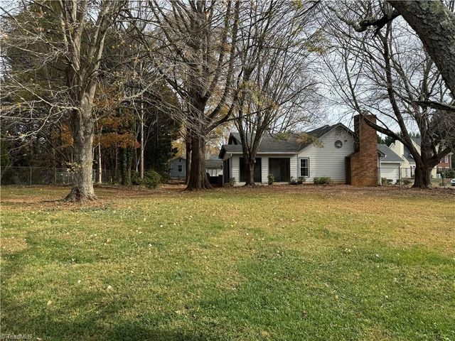 107 Hanover Court, King, NC 27021