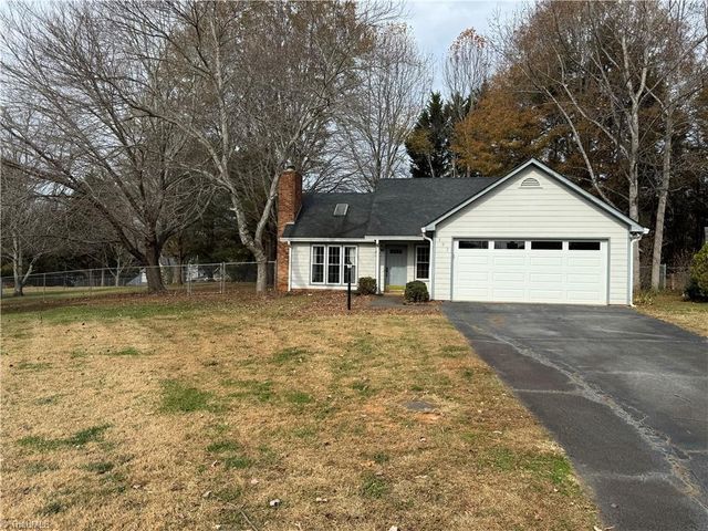 107 Hanover Court, King, NC 27021