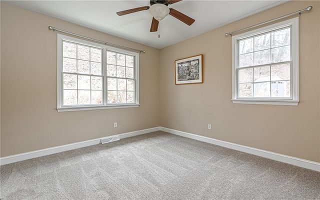 131 Glen Ln, Ross Twp, PA 15237